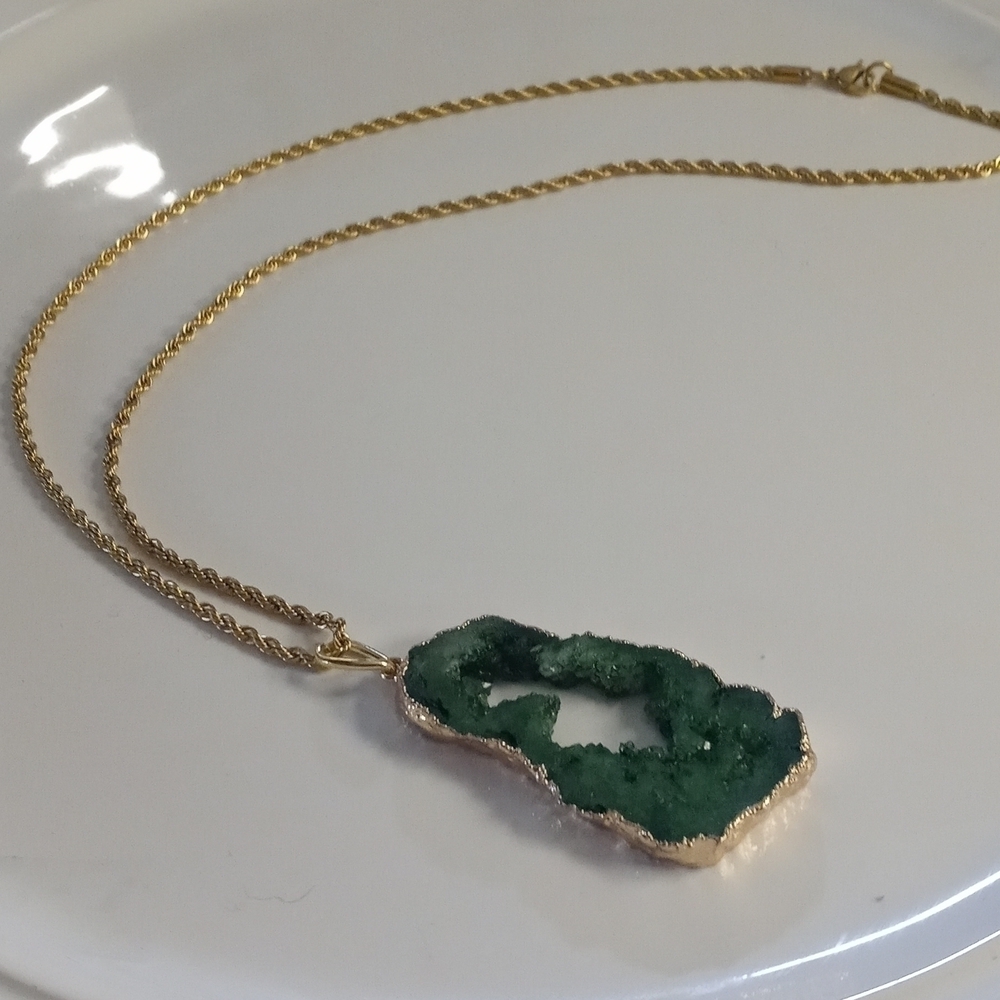 Necklace with pendant